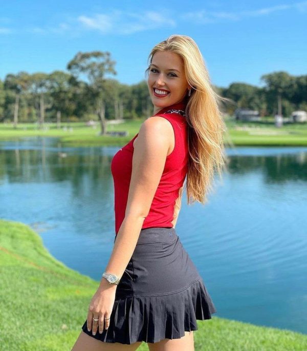 BELLA ANGEL (@bellaangelgolf) - Hottest Female Athletes