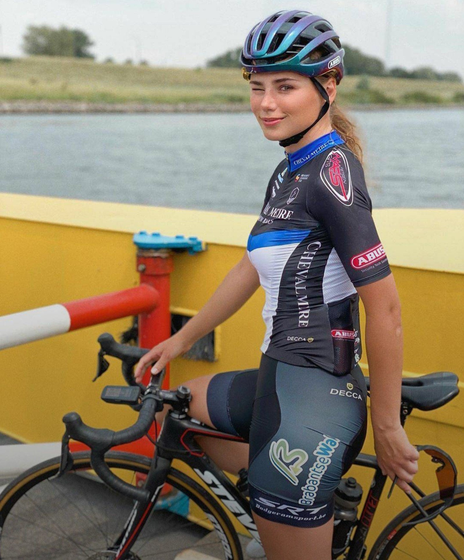 Puck Moonen Dutch Cyclist 32 Photos Hottest Female Athletes