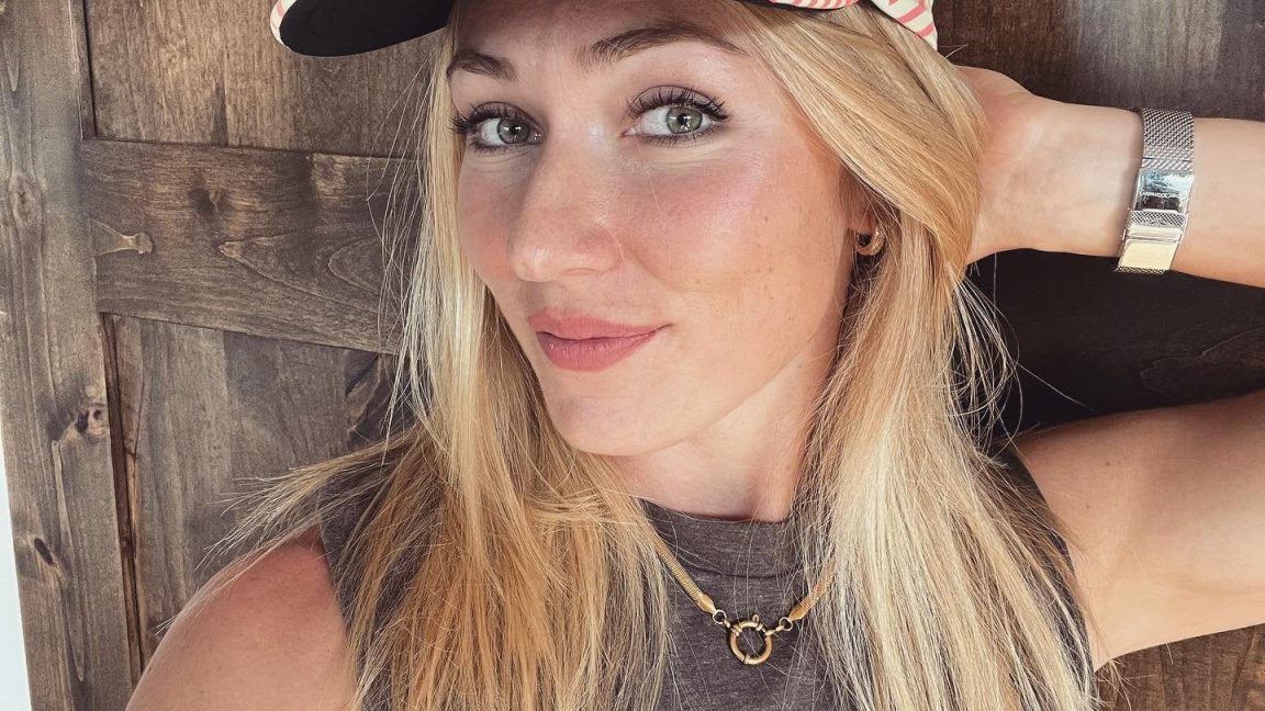 Tan Lines Hottest Female Athletes