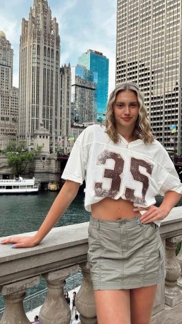 Anna Smrek - 6'9'' / 205 cm Tall Canadian Volleyball Player - Hottest