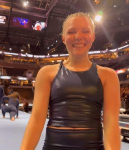 Showing off - Hottest Female Athletes