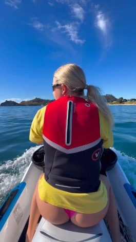 Phoebe Harris - New Zealand Swimmer - Hottest Female Athletes