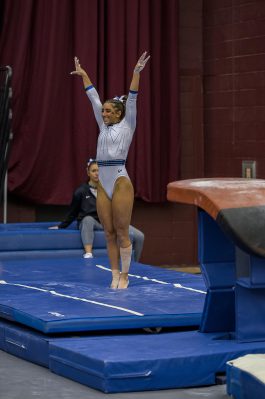 HOT GYMNASTS - 06 - Hottest Female Athletes