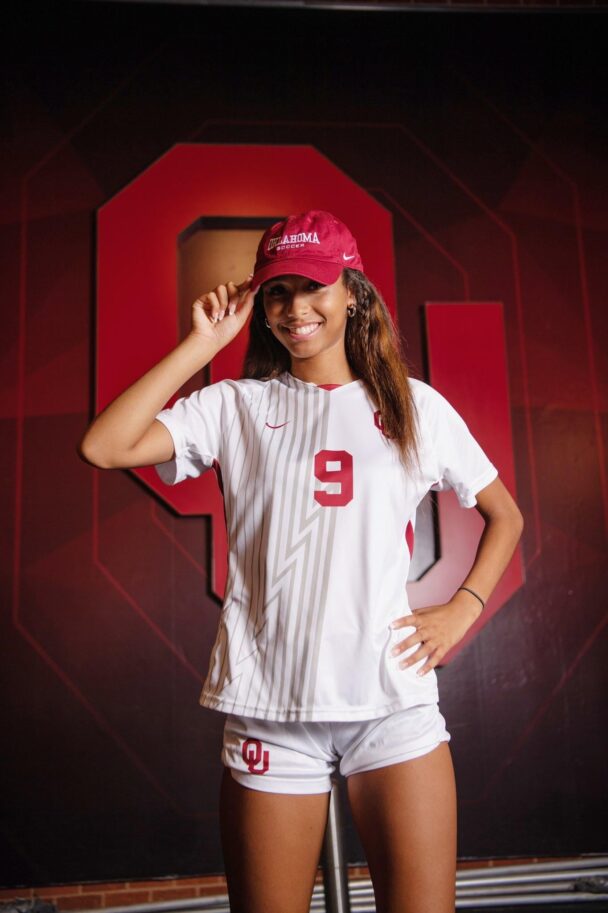 Anaiyah Robinson - Canadian Soccer Player - Hottest Female Athletes